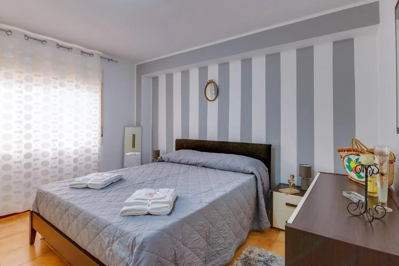 10 Min Dalla Spiaggia - Giorgia Guest House Case San Marco Holiday home