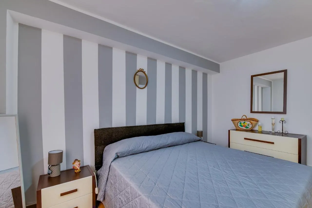 10 Min Dalla Spiaggia - Giorgia Guest House Case San Marco Holiday home
